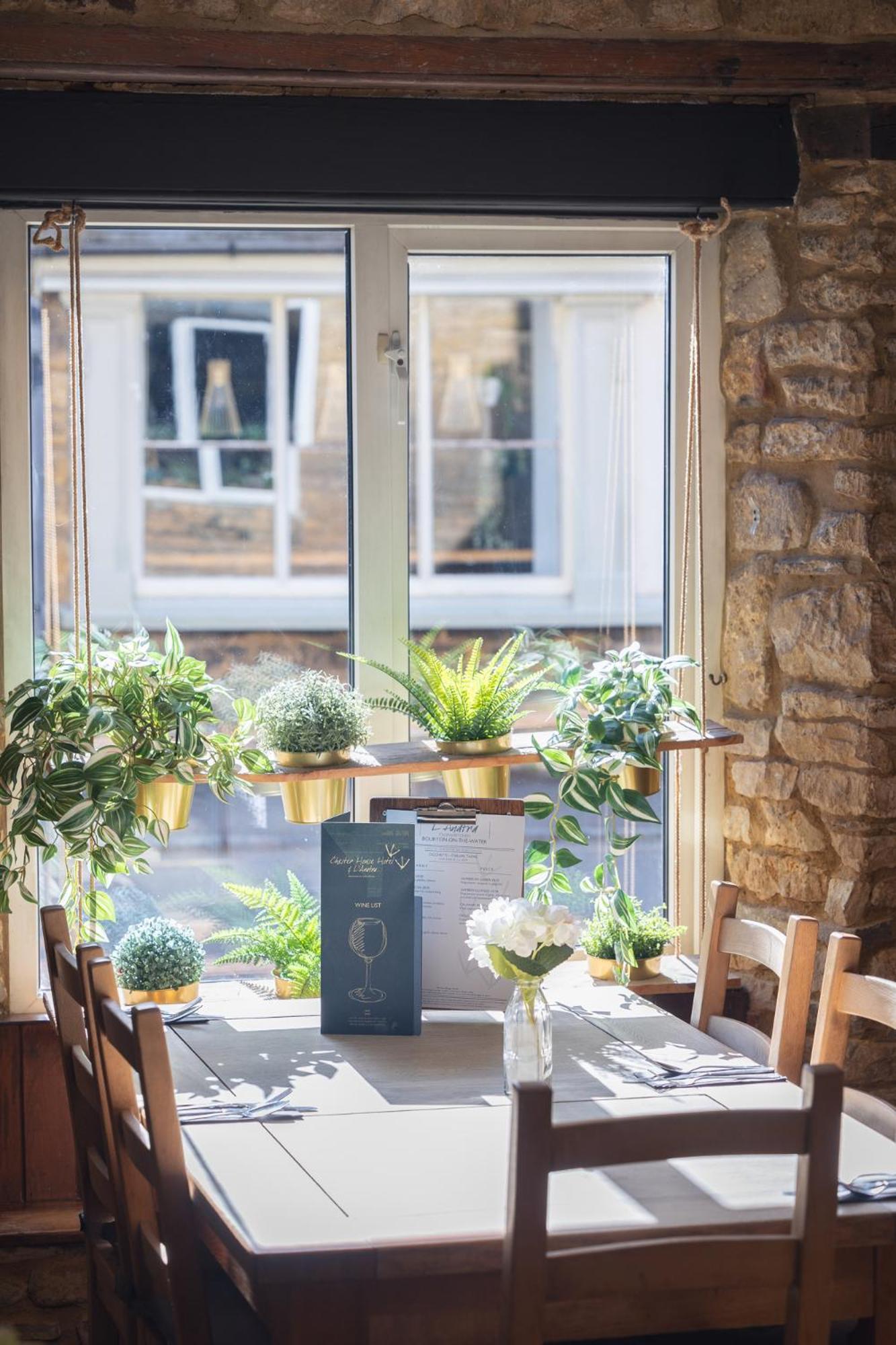 Chester House Hotel Bourton-on-the-Water Exterior photo